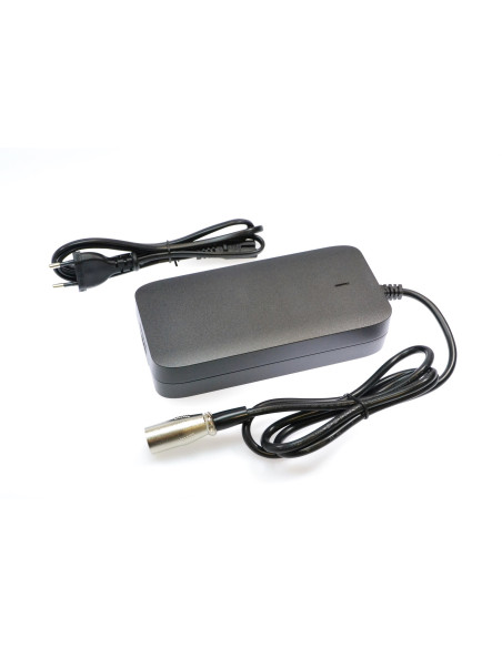 Köp 52V elcykelladdare här! XLR 3-pin plug. Output 58,8V / 3A. 599 SEK